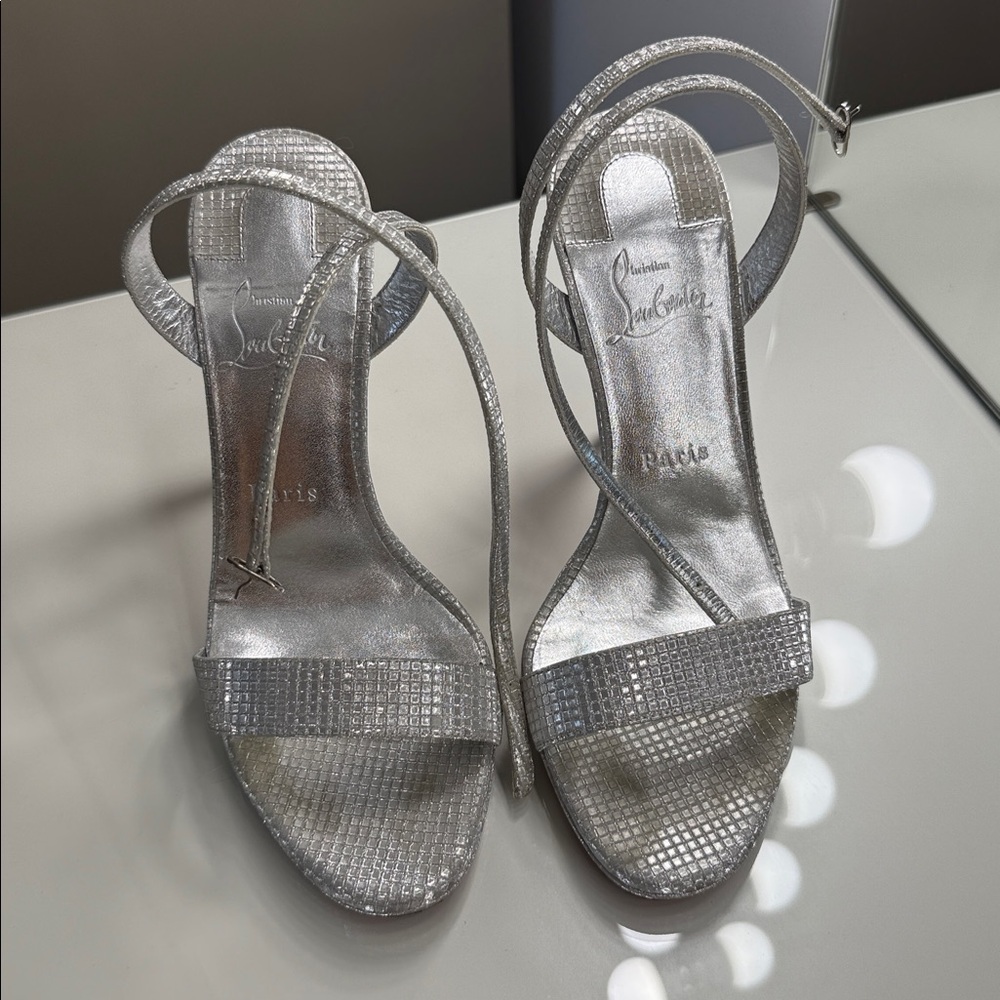 Christian Louboutin Loubi Queen 120MM Silver Pumps - Picture 8 of 11